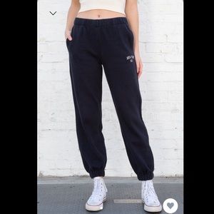 Brandy Melville Rosa New York Sweatpants Navy Blue